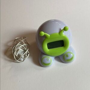 Mirari Ok to Wake- White and Green alarm Clock